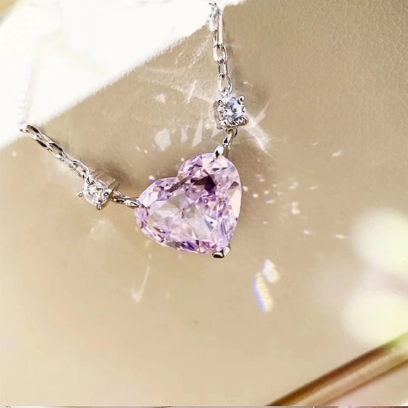 New, Heart Charm Necklace - Picture 2 of 4